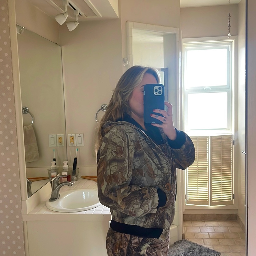 Boy's XL 14/16 Realtree Camo Carhartt Jacket